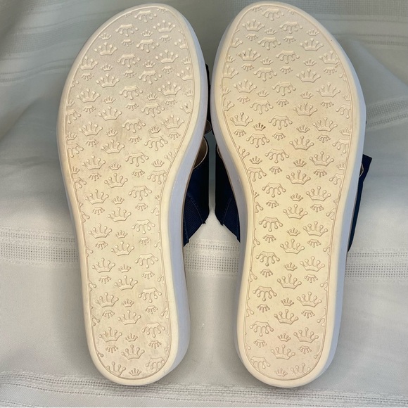 Platform Sandal Flip Flop Nina Navy Satin Gold Sz‎ 5 EUC - Picture 11 of 13